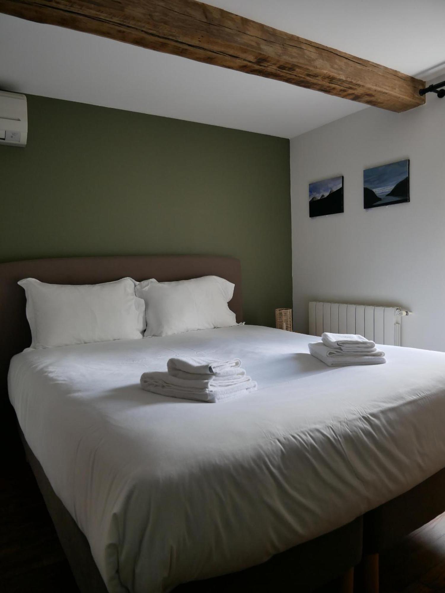 Auberge Trabenia Ascain Habitación foto