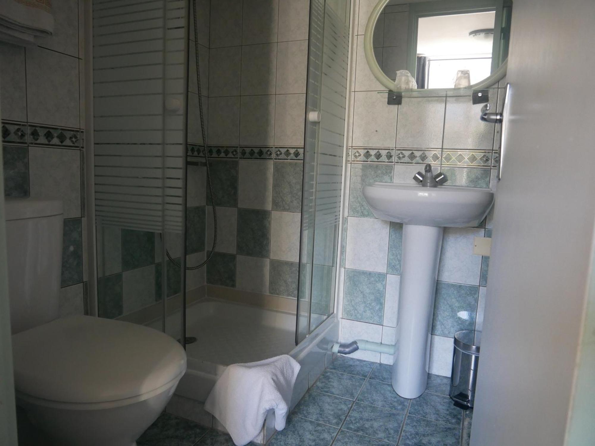 Auberge Trabenia Ascain Habitación foto